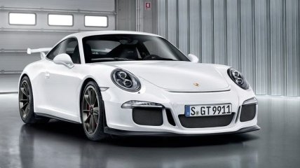Компания Porsche прекратит предлагать "атмосферники"