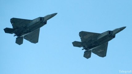 Истребители НАТО перехватили два военных самолета РФ над Балтикой