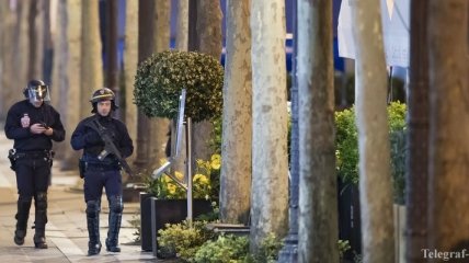 Нападение в Париже: установлена личность подозреваемого 