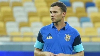 Расположение сборной Украины покинули пять игроков
