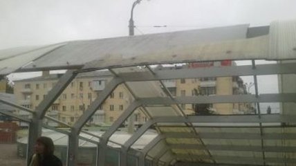  Крыша подземного перехода обрушилась в центре Луганска