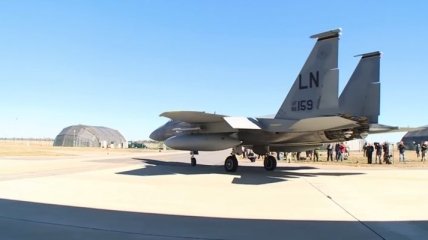 ВВС США показали видео перехвата истребителей РФ над Балтией (Видео)