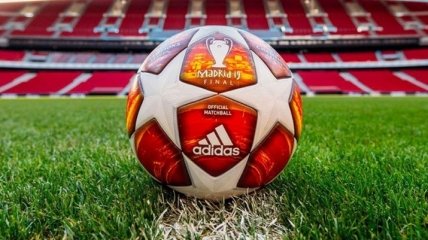 УЕФА представил мяч для плей-офф Лиги чемпионов