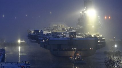 Авіаносець "Кузя" роками стоїть на ремонті