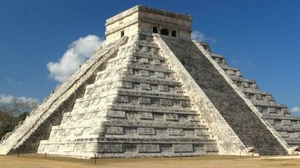 Археологами найдена гробница правителя майя 