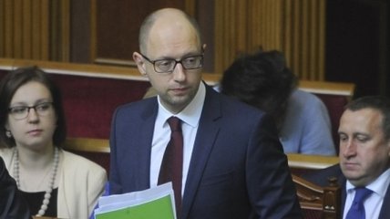 Яценюк поручил усилить охрану украинской ГТС