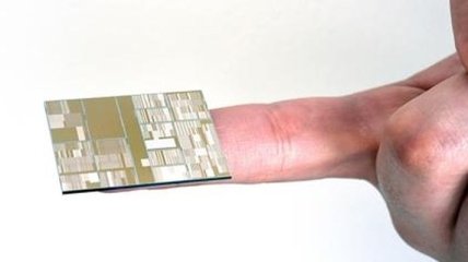 Компания IBM разработала новый тип сверхплотных чипов 
