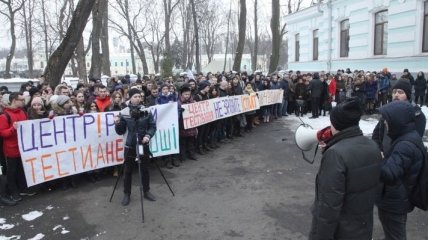 Студенты и педагоги медуниверситета Богомольца объявили бессрочную забастовку