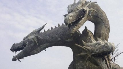 Удивительные статуи Змея Горыныча из парка "Кудыкина гора" (Фото) 