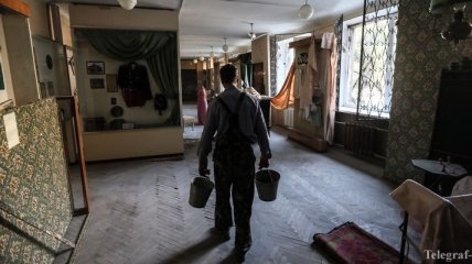 Мэрия Донецка: повреждены ряд жилых домов, больница и морг