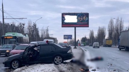 В Харькове водитель на большой скорости насмерть сбил двух женщин