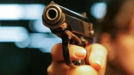 В Львовской области нападчик убил девушку и подстрелил мужчину