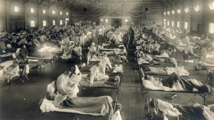 Американские военные, больные "испанкой" в Форт-Райле (штат Канзас, США). Фото — после января 1918 года