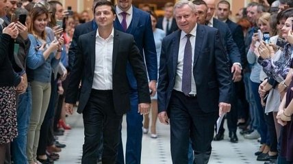 Зеленский принял отставку главы НБУ Смолия, постановление уже в Раде 
