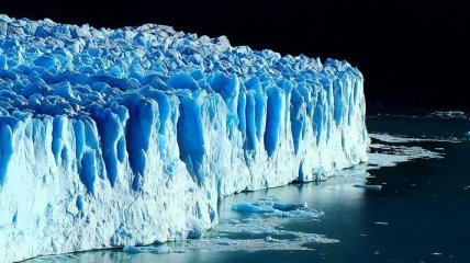 Крупный ледник на грани исчезновения