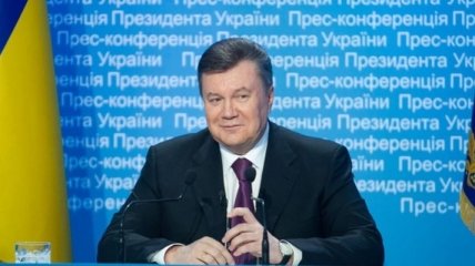 Янукович: Работники ЖКХ содействуют созданию комфорта