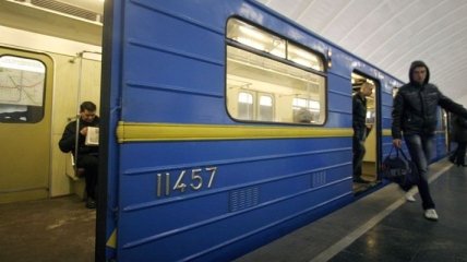 Киевское метро будет двигаться медленее