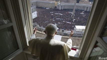Папа Римский Бенедикт XVI выполняет программу прощальных церемоний