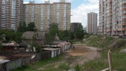 Строительные предприятия Украины сократили объемы работ на треть