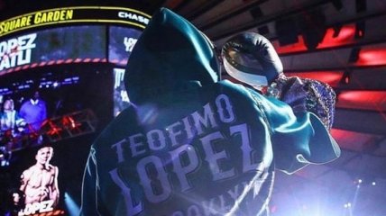 "Страшно смотреть": лучшие нокауты в карьере Теофимо Лопеса (Видео)