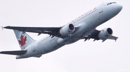 Самолет Air Canada совершил экстренную посадку в Галифаксе