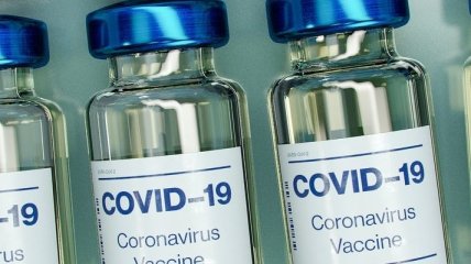 В Украине разрешили применение не до конца проверенных вакцин против коронавируса