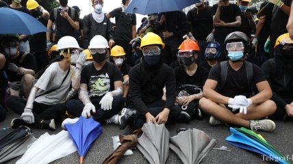 Обострение ситуации в Гонконге: в ходе протестов пострадали не менее 28 человек