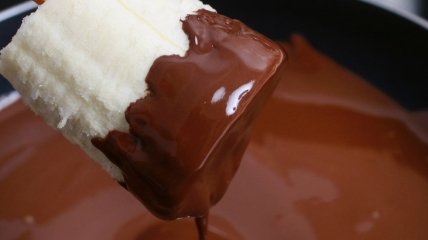 Лучший десерт - замороженные в шоколаде бананы