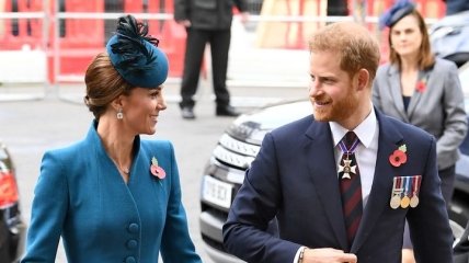 Жест любви: принц Гарри отказался от обручального кольца Дианы, чтобы оно досталось Кейт Миддлтон