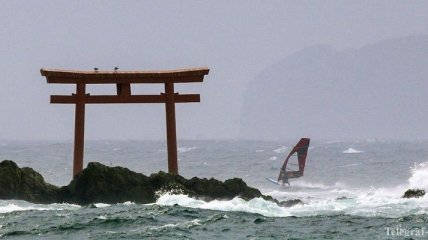 Тайфун "Халон" в Японии забрал не менее 10 жизней 