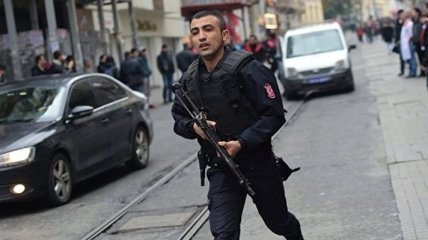 В Турции боевики РПК подорвали автомобиль с полицейскими