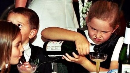 До слез смешные и временами странные фотографии со свадебных церемоний 
