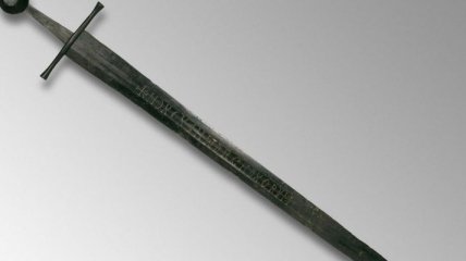 Британские историки попросили помочь раскрыть тайну древнего меча 