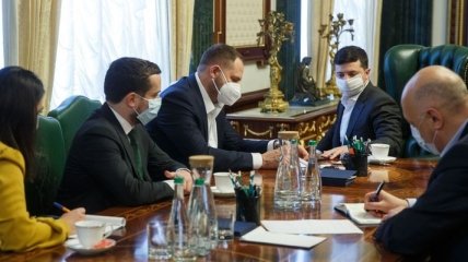 COVID-19 в Украине: У Президента рассматривают варианты продления карантина