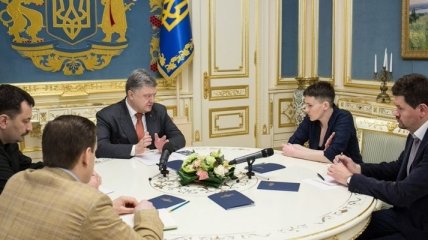 Порошенко обсудил с Савченко санкционный список "Савченко-Сенцова"