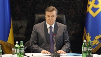 Янукович: Наш народ заплатил за свою свободу миллионами жизней 