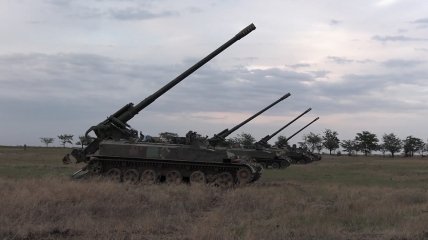 Беларусь размещает технику  недалеко от украинской границы