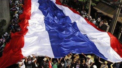 Выборы в парламент Таиланда назначены на 2 февраля