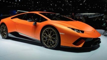 Новый Lamborghini стал самым быстрым в мире серийным автомобилем (Фото)