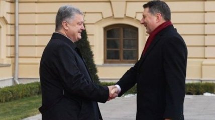 МИД: Латвия продолжит поддерживать Украину 