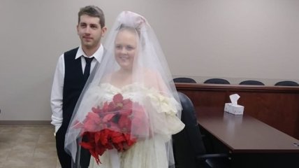 В США молодая пара разбилась в ДТП после бракосочетания