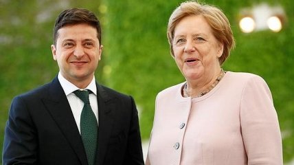 "С днем рождения, фрау Ангела!": Зеленский поздравил Меркель с 66-летием 