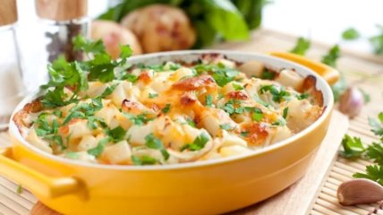 Овощная запеканка с консервированным тунцом