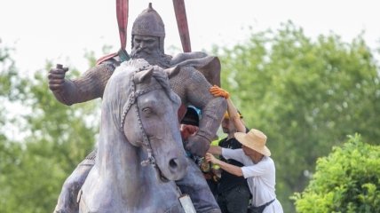 В КГГА анонсировали открытие памятника Илье Муромцу на Трухановом острове