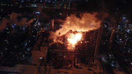 Пожар на химзаводе в Калуше: названы результаты проб воздуха