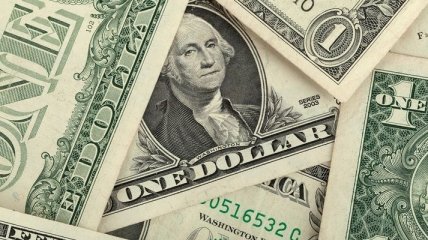 НБУ на 3 июля установил курс доллара на отметке 26.18 грн