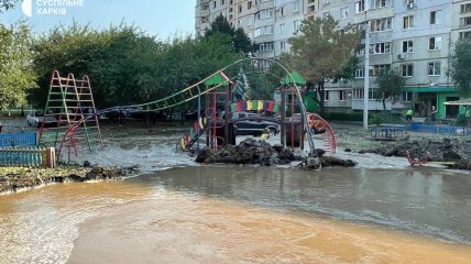 В Харькове "потоп" на месте одного из прилетов: появились фото