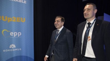 Кличко на форуме в Финляндии общался с Саакашвили
