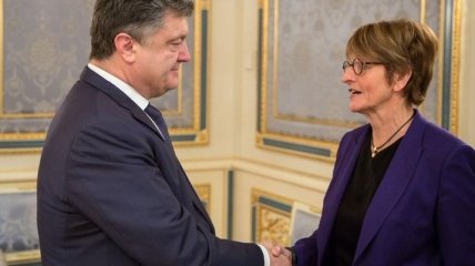 Порошенко-Брассер: Европа должна объединиться в борьбе с терроризмом