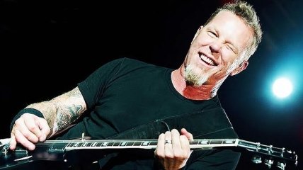 Фронтмен группы "Metallica" станет патрульным полицейским